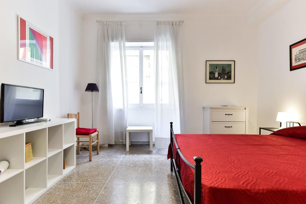 Red & White Vatican Apartment Roma Exterior foto