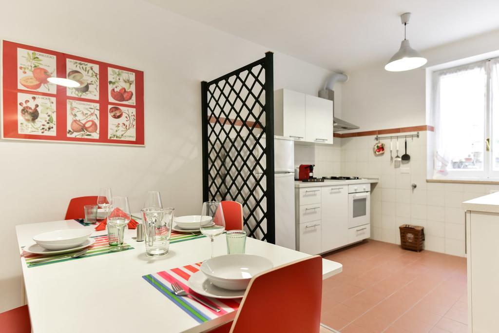 Red & White Vatican Apartment Roma Exterior foto
